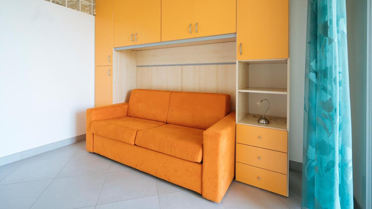 Ferienwohnung Italianway - Delle Ginestre 28 Marina dʼMarina dʼAndora Exterior foto
