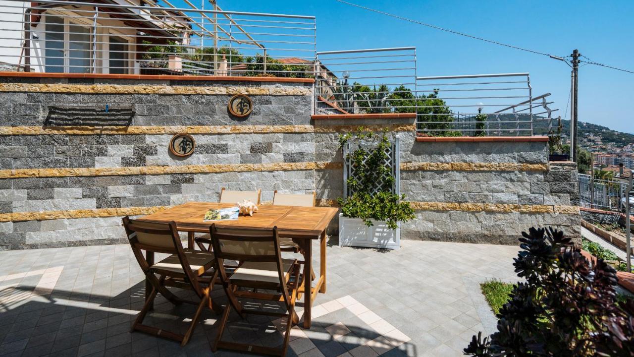 Ferienwohnung Italianway - Delle Ginestre 28 Marina dʼMarina dʼAndora Exterior foto